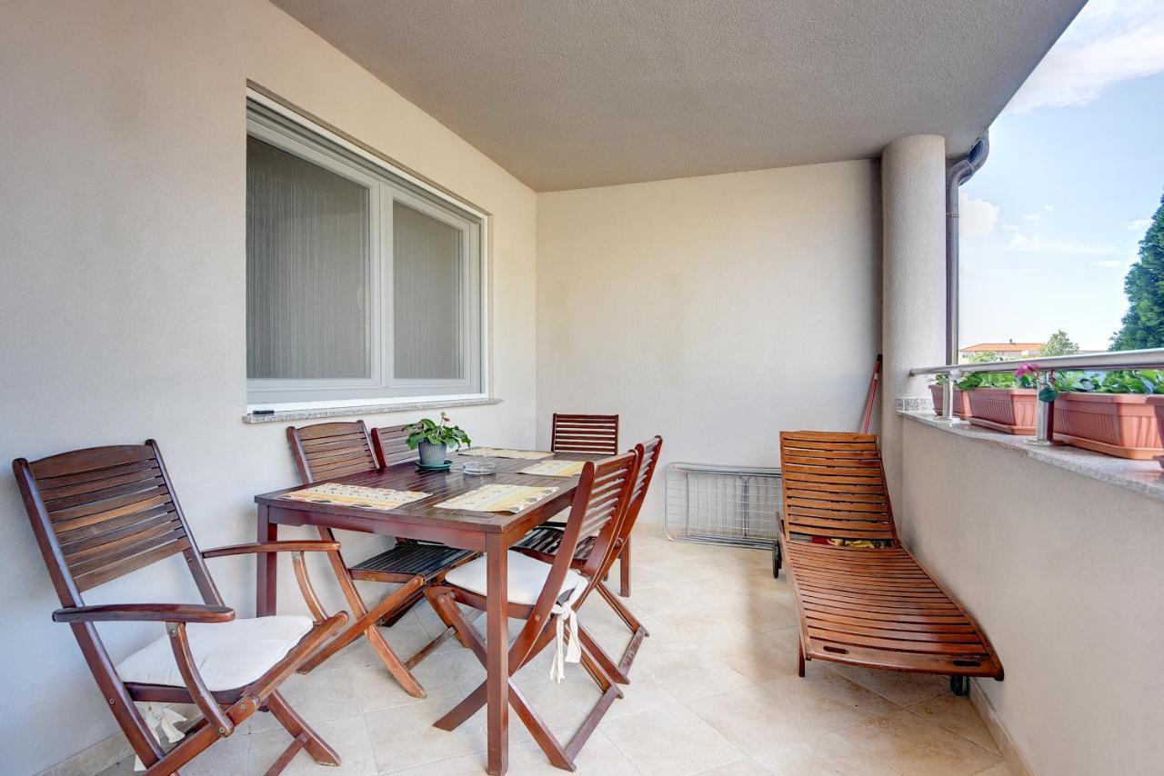 Apartment Mores 梅杜林 外观 照片